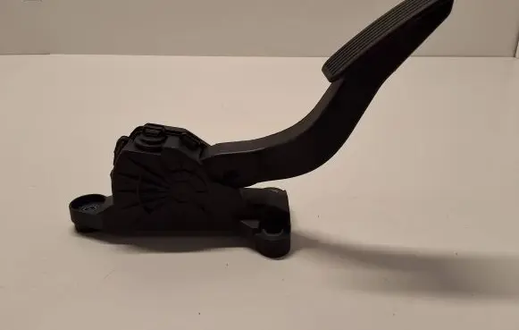 Hyundai Ioniq Accelerator throttle pedal 32700G2120 0K3A0612