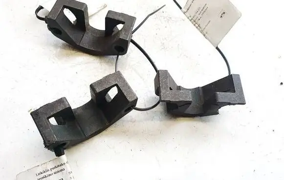 BMW 5 E60 E61 Fuel Injector clamp holder 
