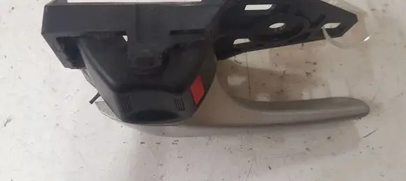 Toyota Prius (XW30) Rear door interior handle