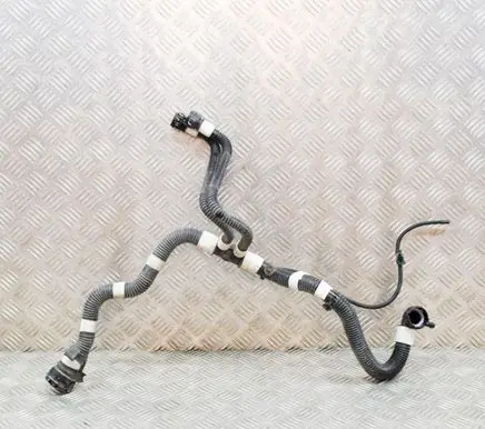 Tesla Model 3 Engine coolant pipe/hose 110157900A