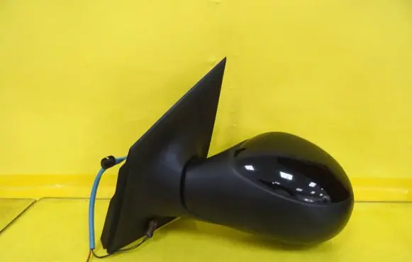 Citroen C2 Front door electric wing mirror