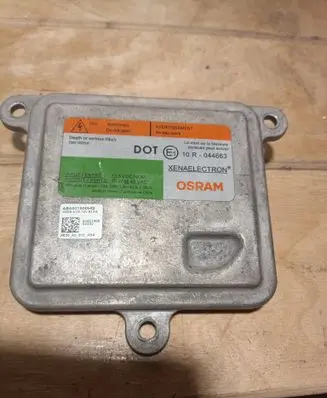 Dodge Charger Headlight ballast module Xenon 10R044663