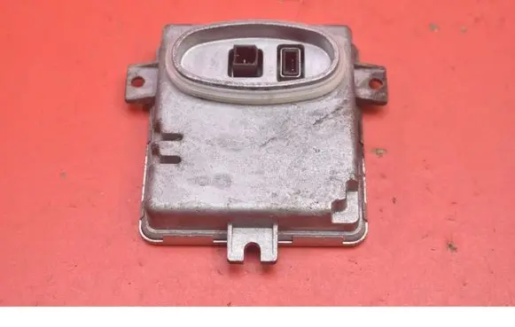 BMW X3 E83 Voltage converter/converter module 6948180