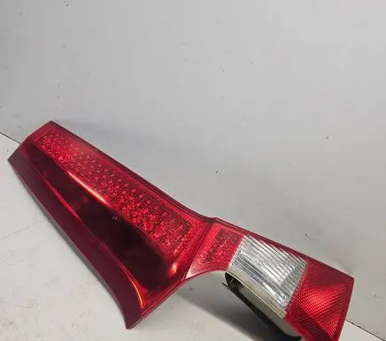 Volvo V70 Tailgate rear/tail lights