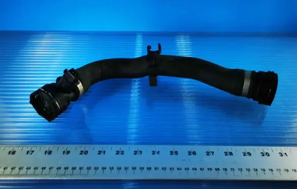 BMW 6 E63 E64 Engine coolant pipe/hose 17127540666