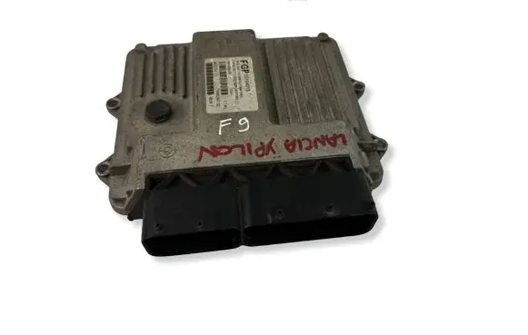 Lancia Ypsilon Engine control unit/module 55194016 7160000702 49ES8EA2E