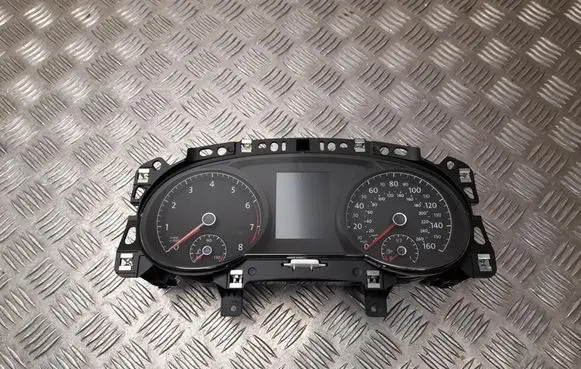 Volkswagen Golf Sportsvan Speedometer (instrument cluster) 517920940