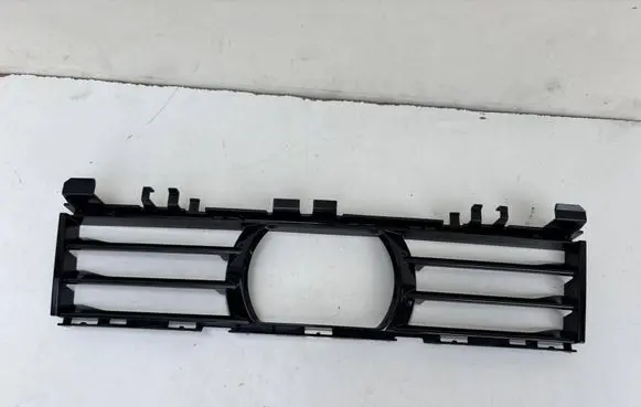 BMW 5 G30 G31 G38 Front grill 7385268