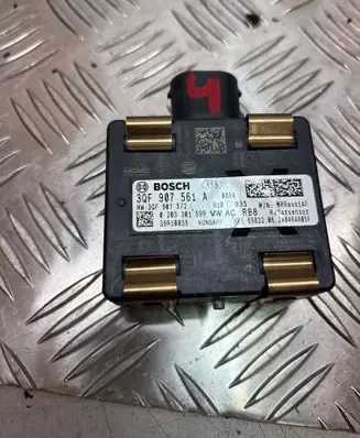 Volkswagen Golf SportWagen Distronic sensor radar 3QF907561A
