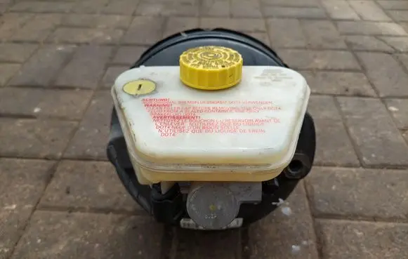 Audi A8 S8 D3 4E Brake booster 4E2612105A