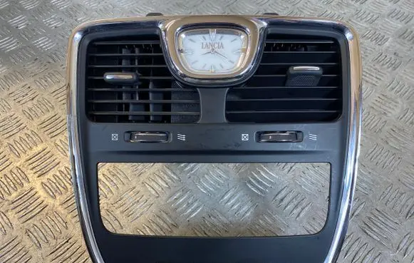 Lancia Voyager Clock 56046935AA P1PE401X9AE 68110969AA