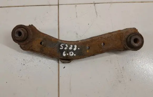 Hyundai Santa Fe Rear upper control arm/wishbone NOCODE