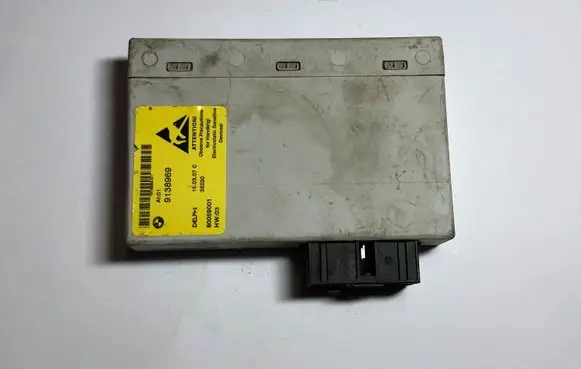 BMW 5 E60 E61 Central console control unit 9138969 80059001