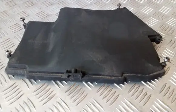 BMW 7 E65 E66 Fuse box cover 7526470