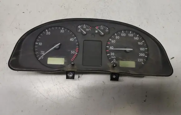 Volkswagen PASSAT B5 Speedometer (instrument cluster) 09051940090