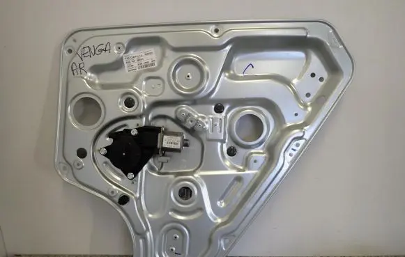 KIA Venga Front door window regulator with motor