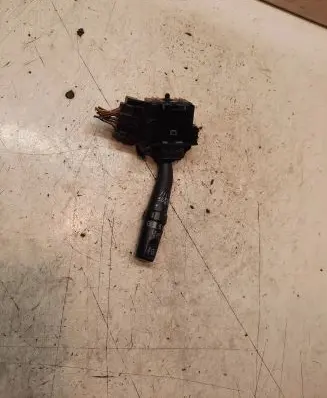 Toyota Avensis T250 Wiper control stalk 173654