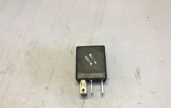 Renault Megane II Other relay 7700414484