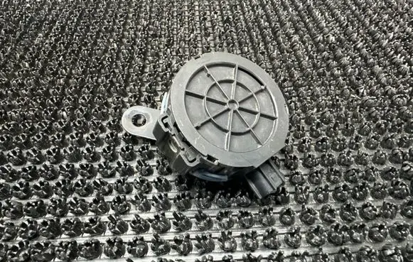 Toyota Prius (XW50) Alarm system siren 8657047050 0689005781
