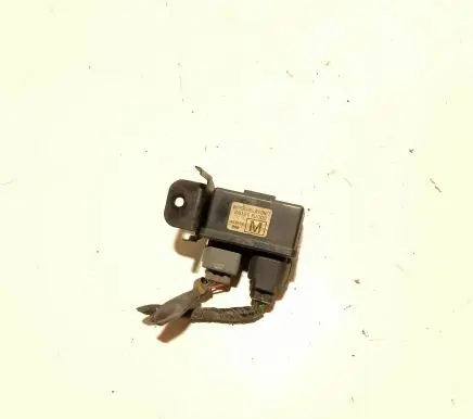 Subaru Forester SJ Window wiper relay 86121FJ002 481658