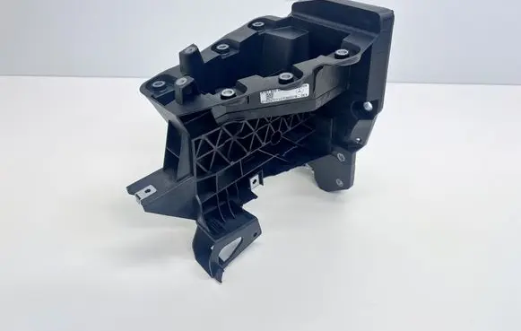 Mercedes-Benz GLE W167 Radiator mount bracket A1676206601 A167620