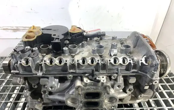 Audi A4 S4 B9 8W Engine head 