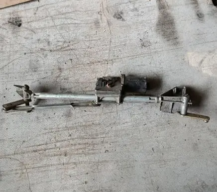 Citroen C4 I Picasso Front wiper linkage and motor 180982 404638