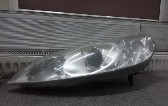 Peugeot 407 Headlight/headlamp