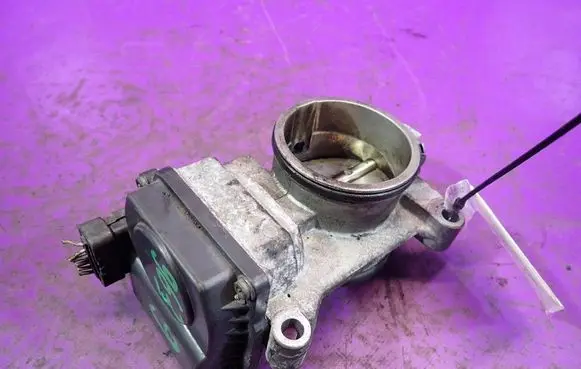Renault Laguna II Throttle body valve