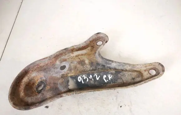 Lexus RX 300 Bracket in trunk/boot 