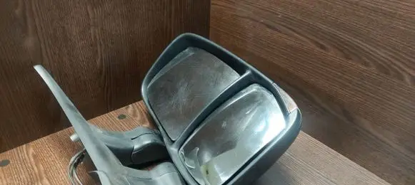 Iveco Daily 4th gen Front door electric wing mirror 3800408 9010116