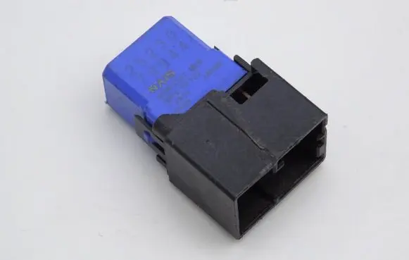 Nissan Note (E11) Other relay 2523079944