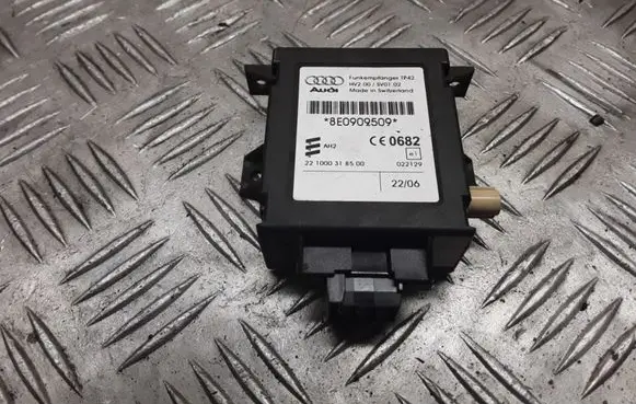 Audi A4 S4 B7 8E 8H Auxiliary heating control unit/module 8E0909509 221000318500