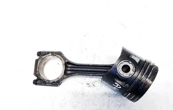 Audi 80 90 S2 B4 Piston with connecting rod