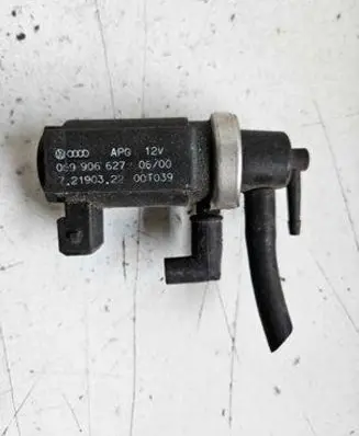 Audi A6 S6 C5 4B Turbo solenoid valve 7.21903.22 059906627 00T039