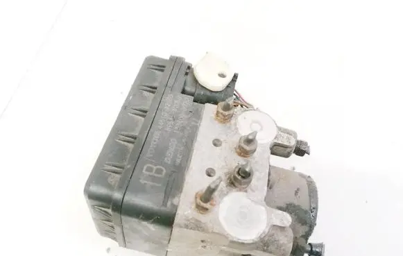Toyota RAV 4 (XA20) ABS Pump 4451042080 44510-42080