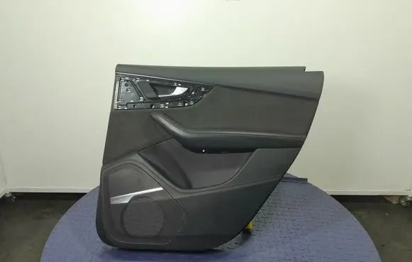 Audi Q7 4M Door card panel trim set