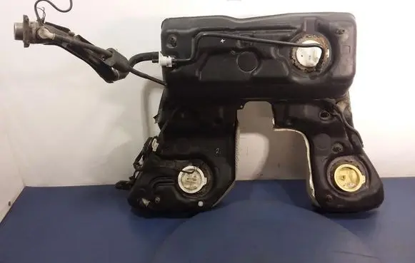 Audi A8 S8 D4 4H Fuel tank 4H0201021