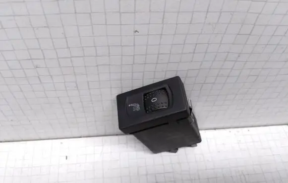 Volkswagen PASSAT B5.5 Seat heating switch 3B0963564C