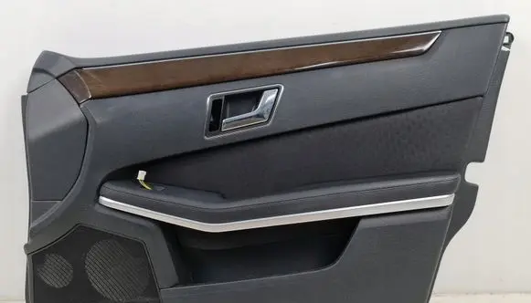 Mercedes-Benz E W212 Front door card panel trim 2127201070