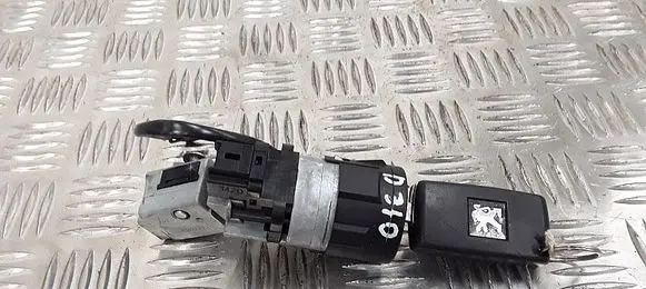 Peugeot 5008 Ignition lock 9663123380 36410600