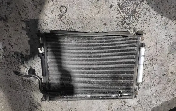 Chrysler 300 - 300C Radiator set 83403 04596513AJ 95421