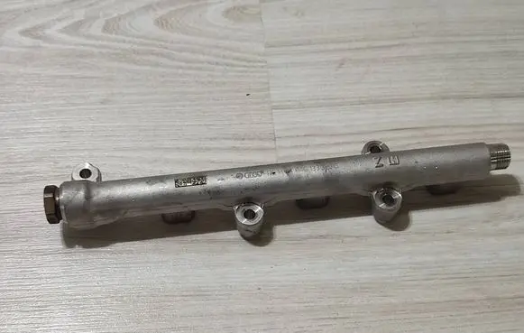 Skoda Scala Fuel main line pipe 04C133320G