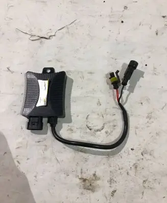 BMW 7 E65 E66 Headlight ballast module Xenon 10R022827