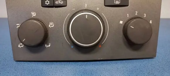 Opel Zafira B Climate control unit 90151241