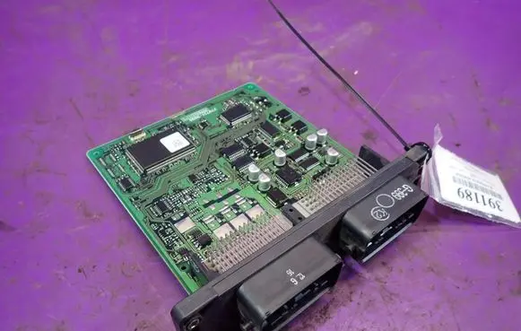 Mazda 3 I Engine control unit/module ECU 