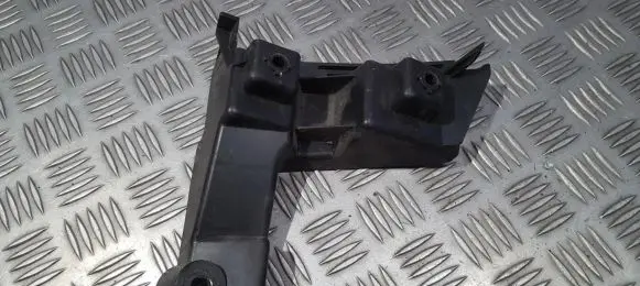 Volvo XC70 Rear bumper mounting bracket 30678650 30678650LH