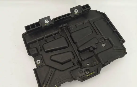 KIA Pro Cee'd III Battery bracket 3715017000 37150J7000 70A68A