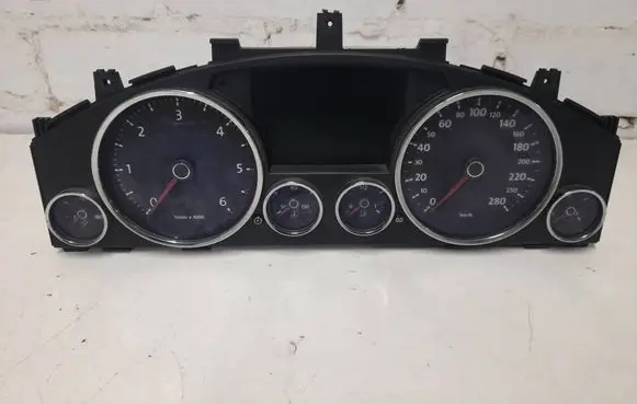 Volkswagen Touareg I Speedometer (instrument cluster) 7L6920885B 0263655814 0224000302
