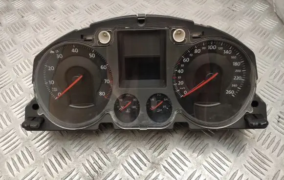 Volkswagen PASSAT B6 Speedometer (instrument cluster) 3C0920860G A2C53144053